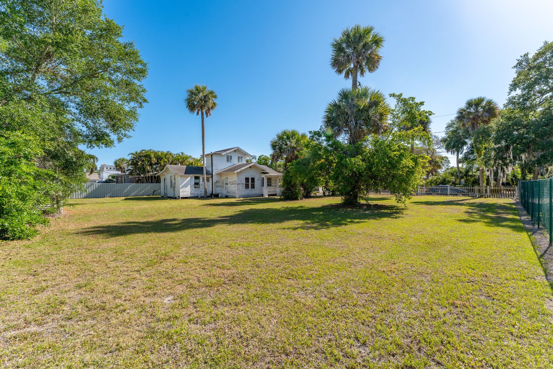 2106 Vernon Place Melbourne FL 32901