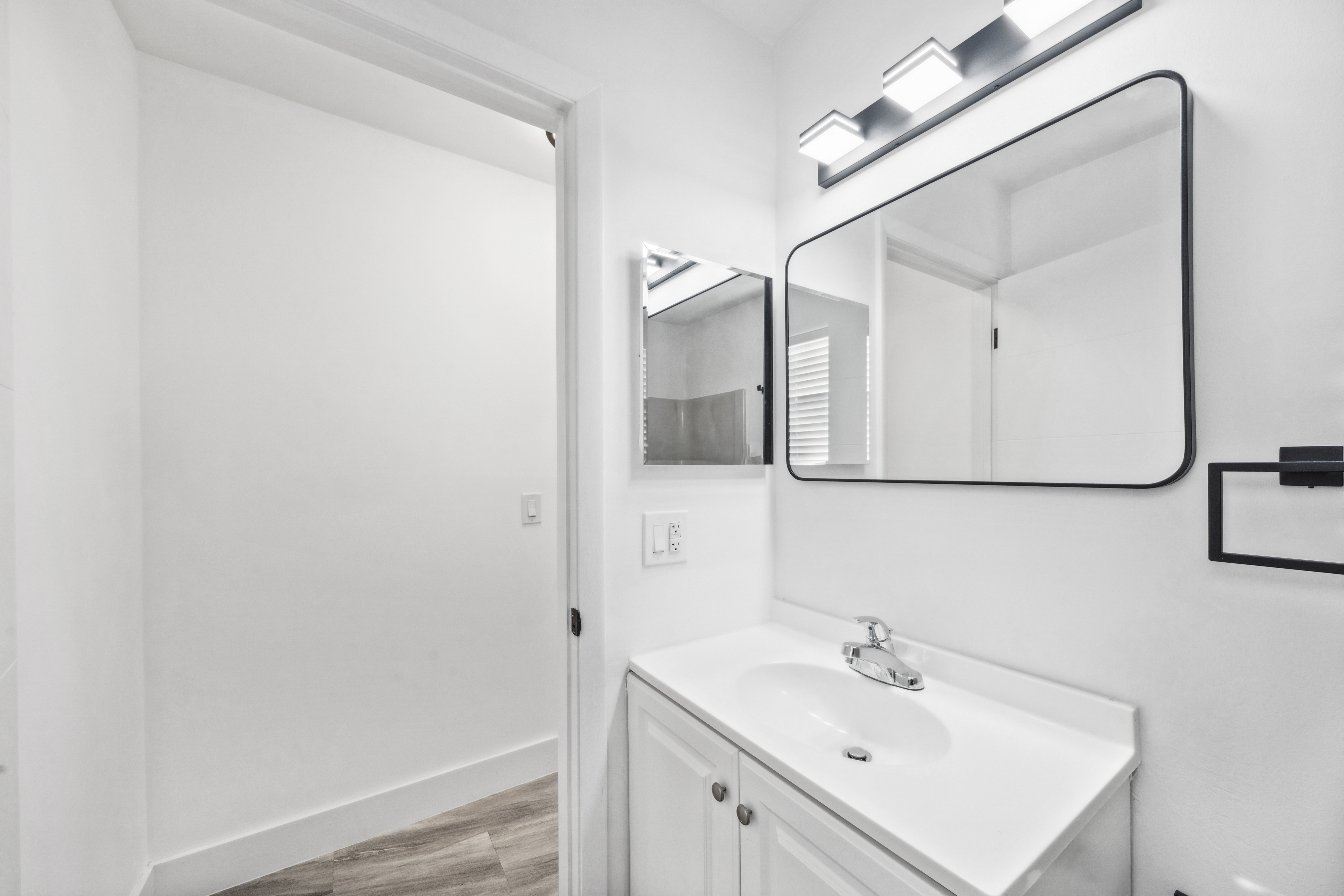 15 Crossings Circle Boynton Beach FL 33435