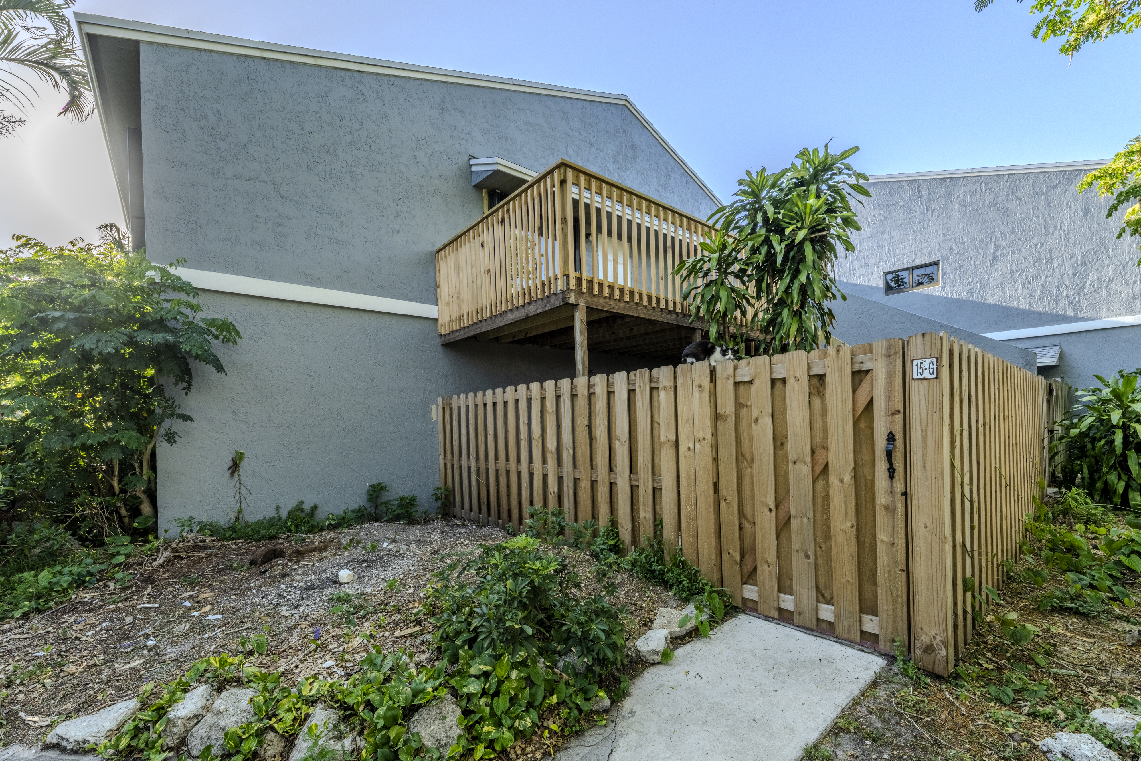 15 Crossings Circle Boynton Beach FL 33435