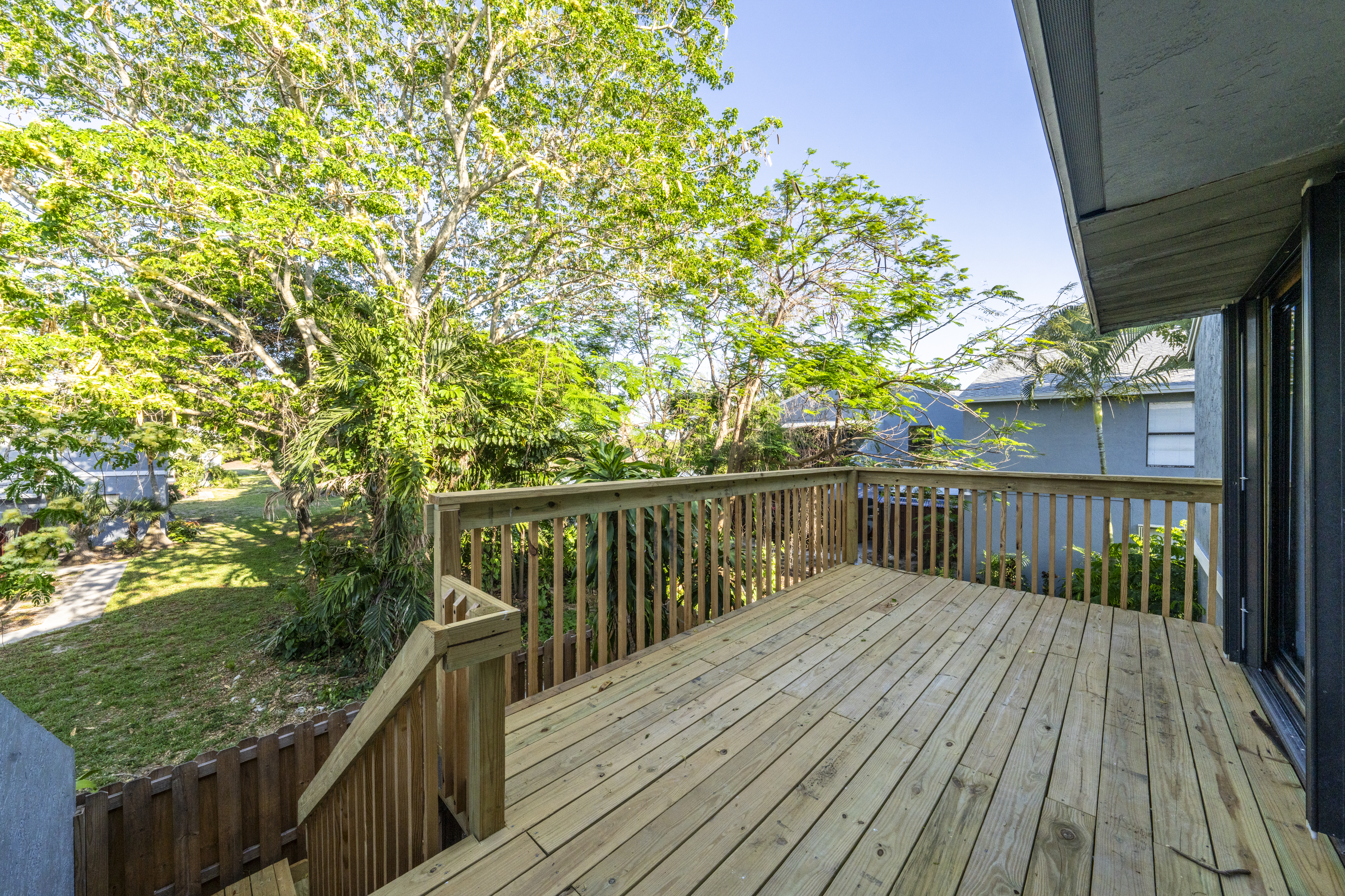 15 Crossings Circle Boynton Beach FL 33435