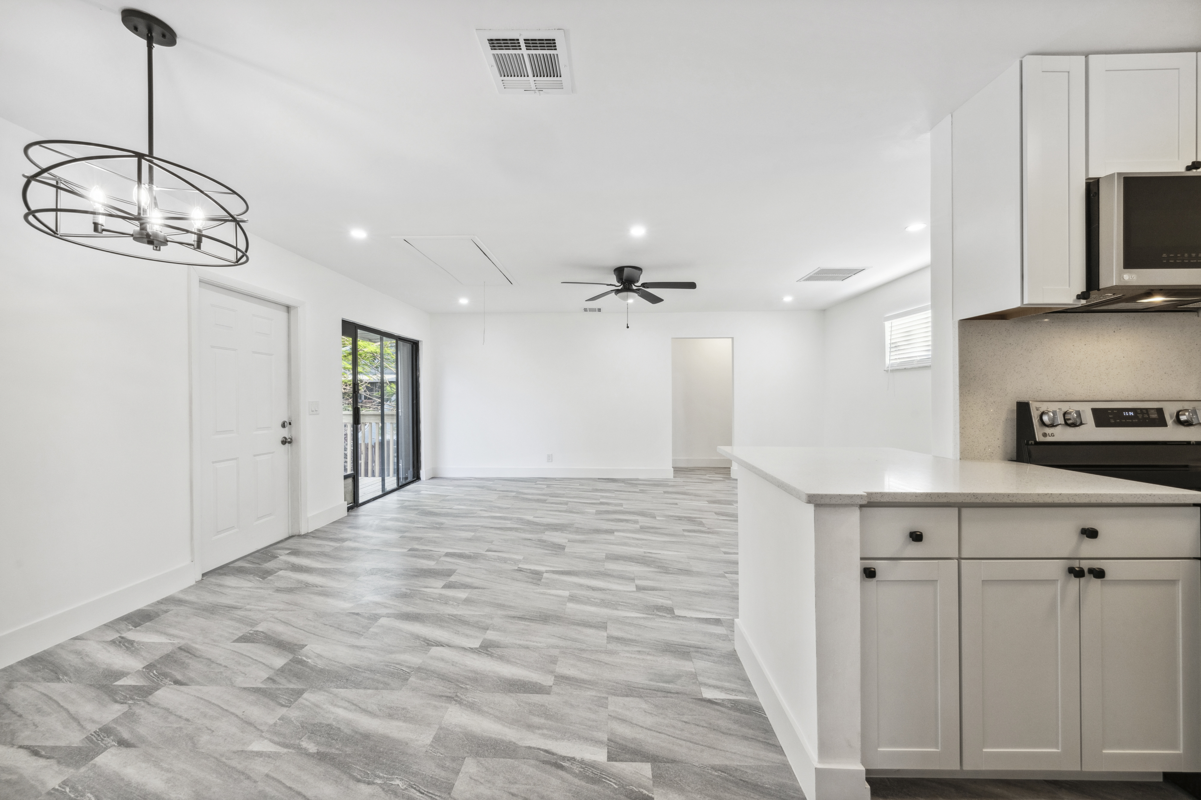 15 Crossings Circle Boynton Beach FL 33435