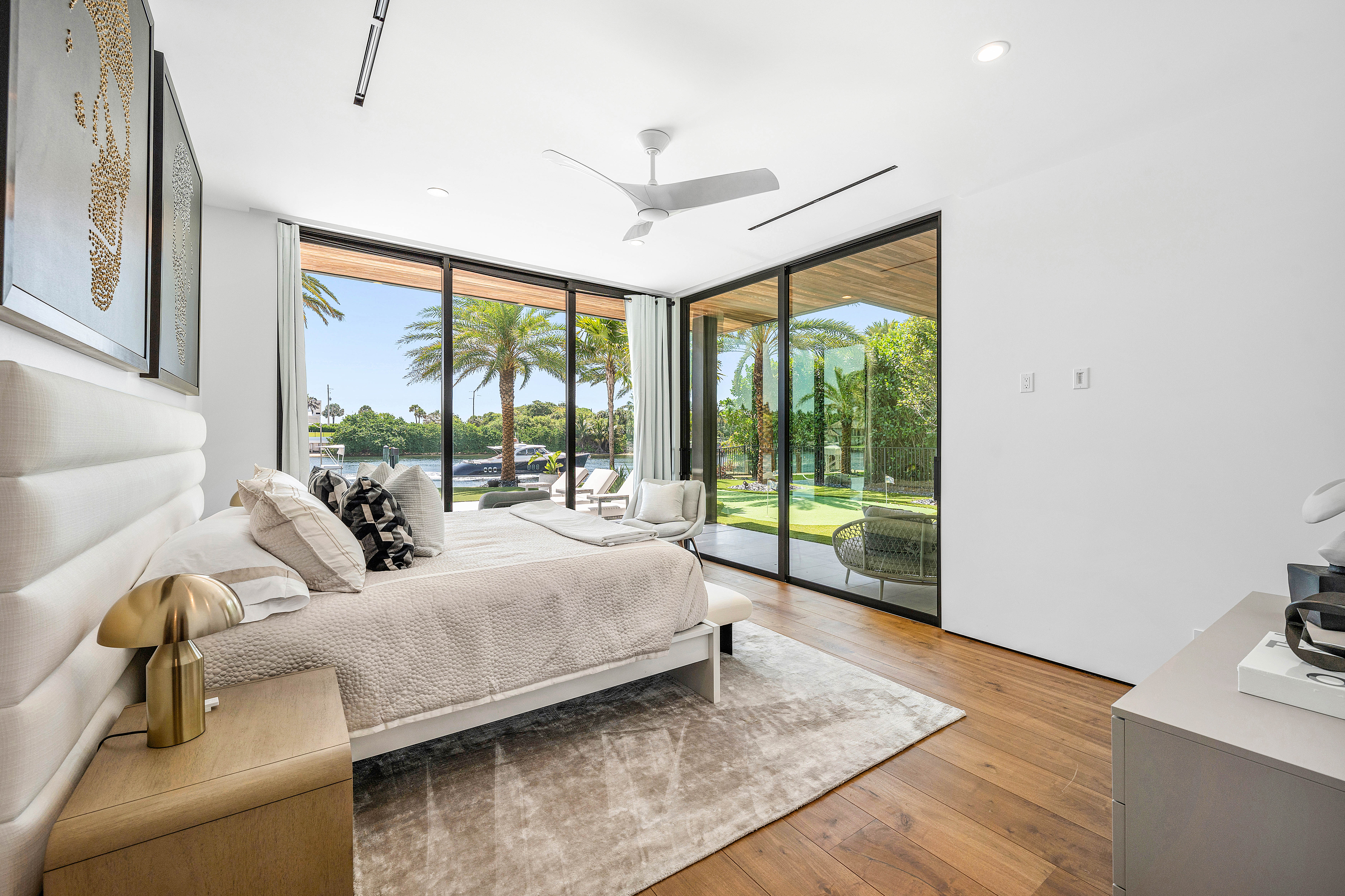 4460 NE 31st Avenue Lighthouse Point FL 33064
