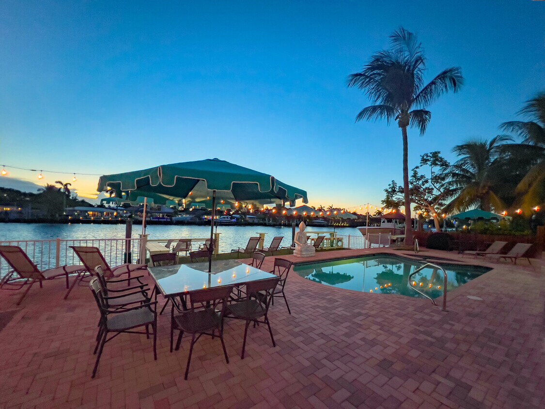 605 S Riverside Drive Pompano Beach FL 33062