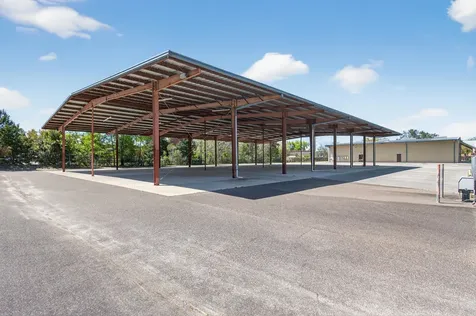 200 NE Commercial Circle Keystone Heights FL 32656