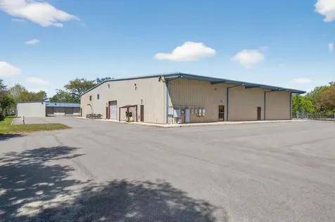 200 NE Commercial Circle Keystone Heights FL 32656