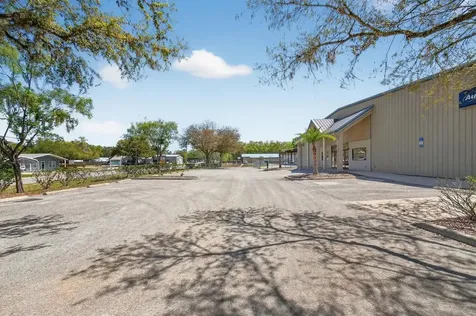 200 NE Commercial Circle Keystone Heights FL 32656