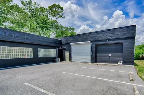 1724 NE 2nd Street Gainesville FL 32609