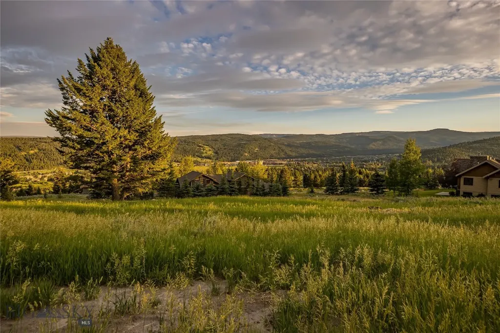 2775 Bobtail Horse Big Sky MT 59716