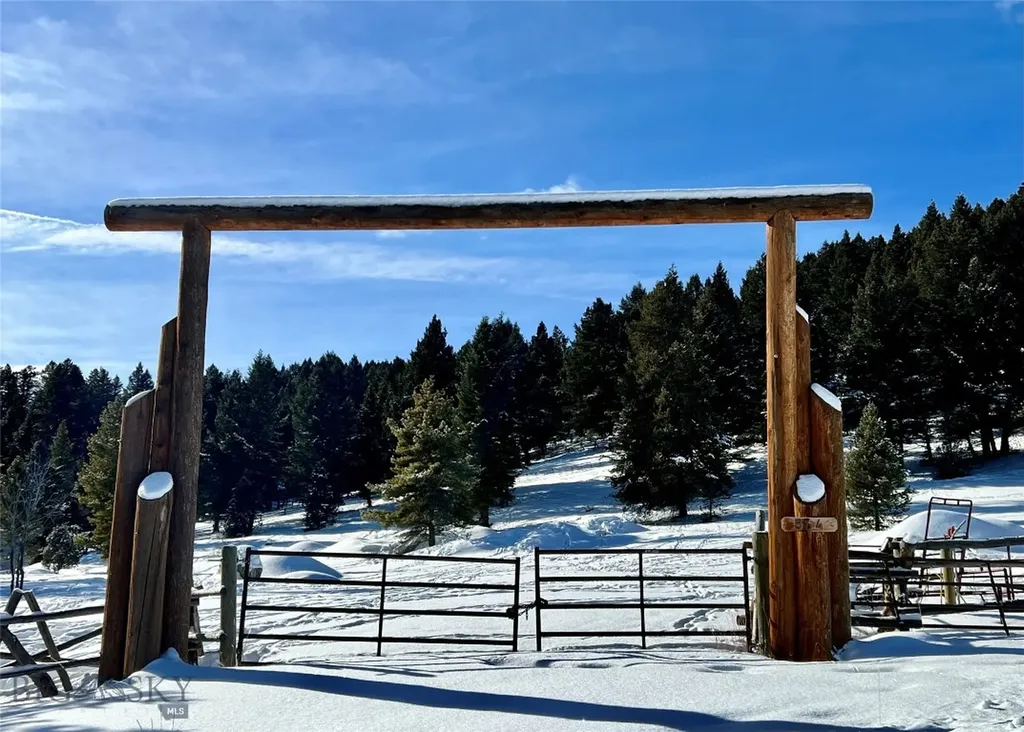 Lot 2 Riverview Lane Gallatin Gateway MT 59730