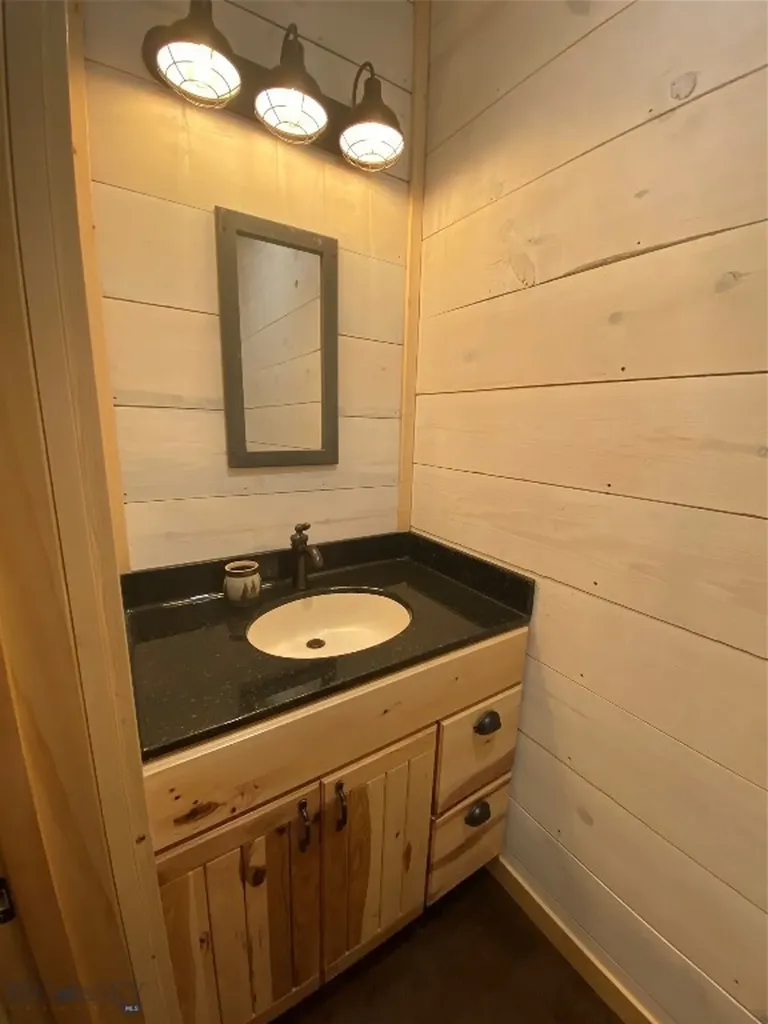 37 Lind Lane White Sulphur Springs MT 59645