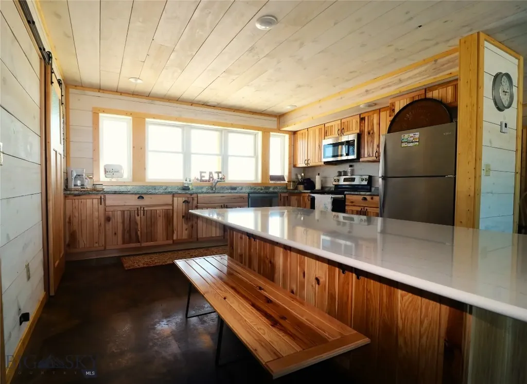37 Lind Lane White Sulphur Springs MT 59645