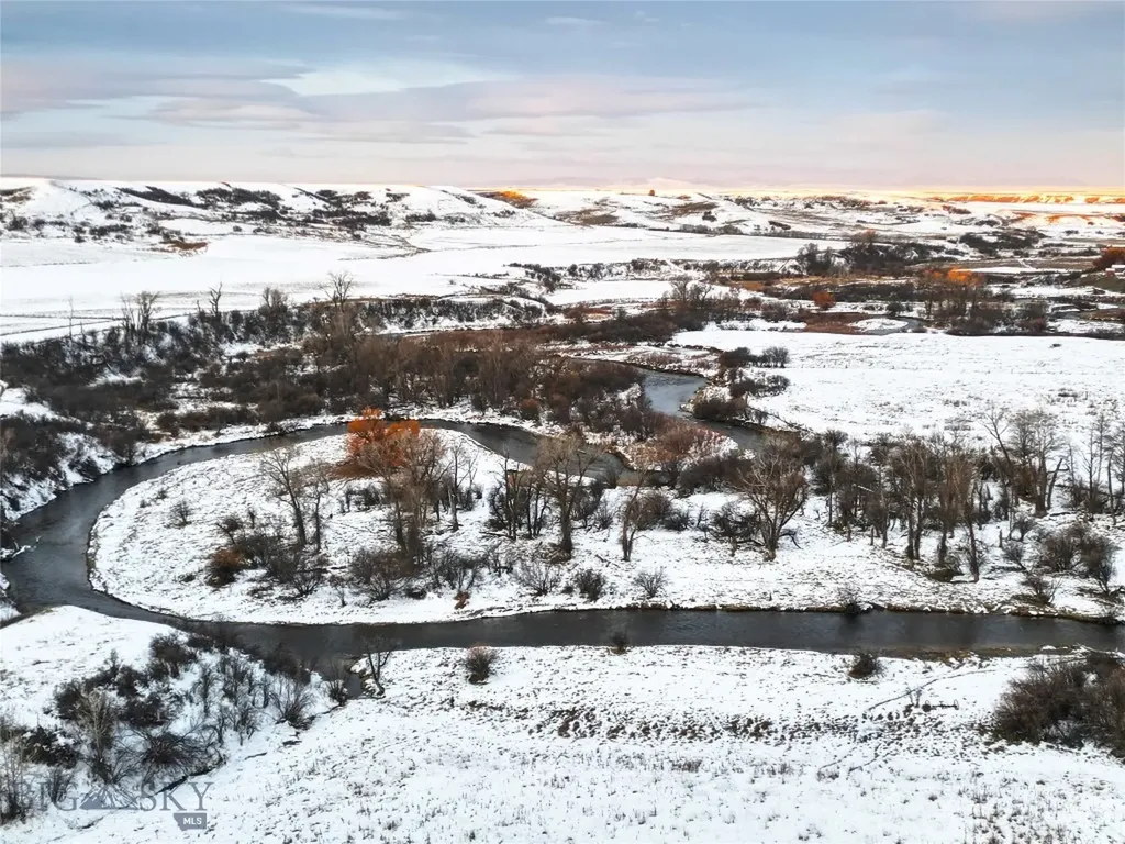 411 & 318 Juniper Lane Lewistown MT 59457