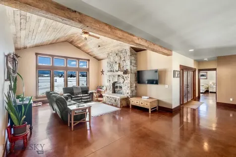 1274 Cottontail Road Gallatin Gateway MT 59730