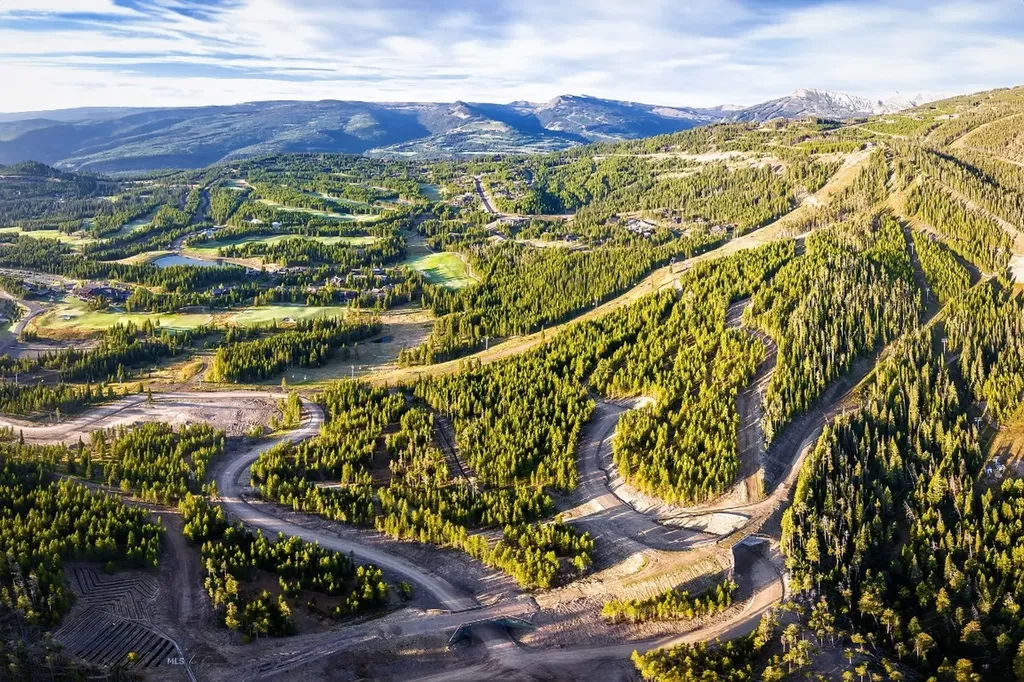 Lot 5 Highlands West Big Sky MT 59716