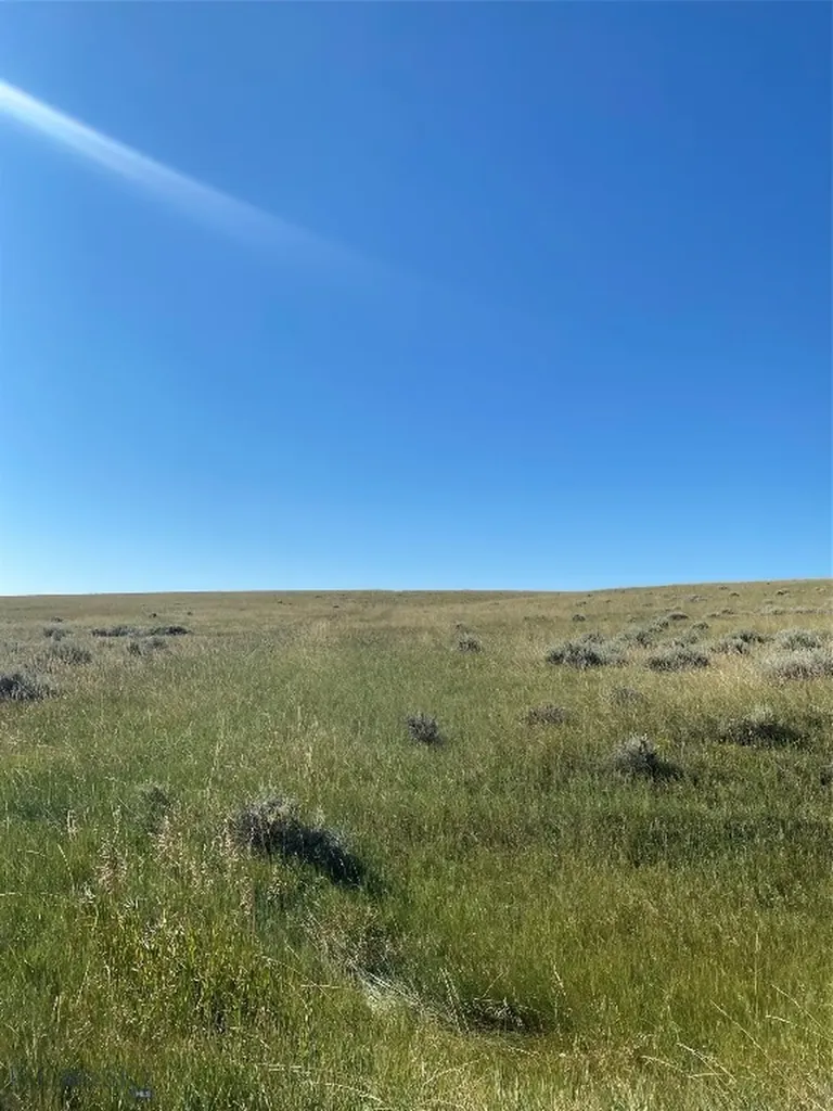Tract 25 Antelope Road Shawmut MT 59078