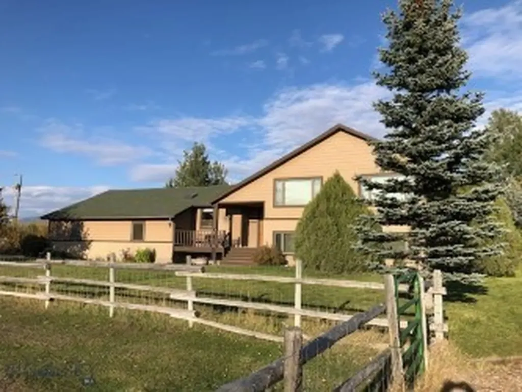 1272 Harper Puckett Road Bozeman MT 59718