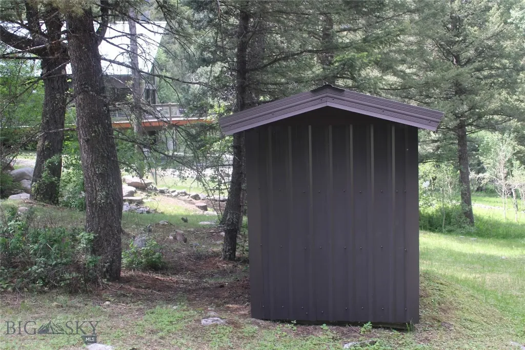 7 East Slope Road Cardwell MT 59721