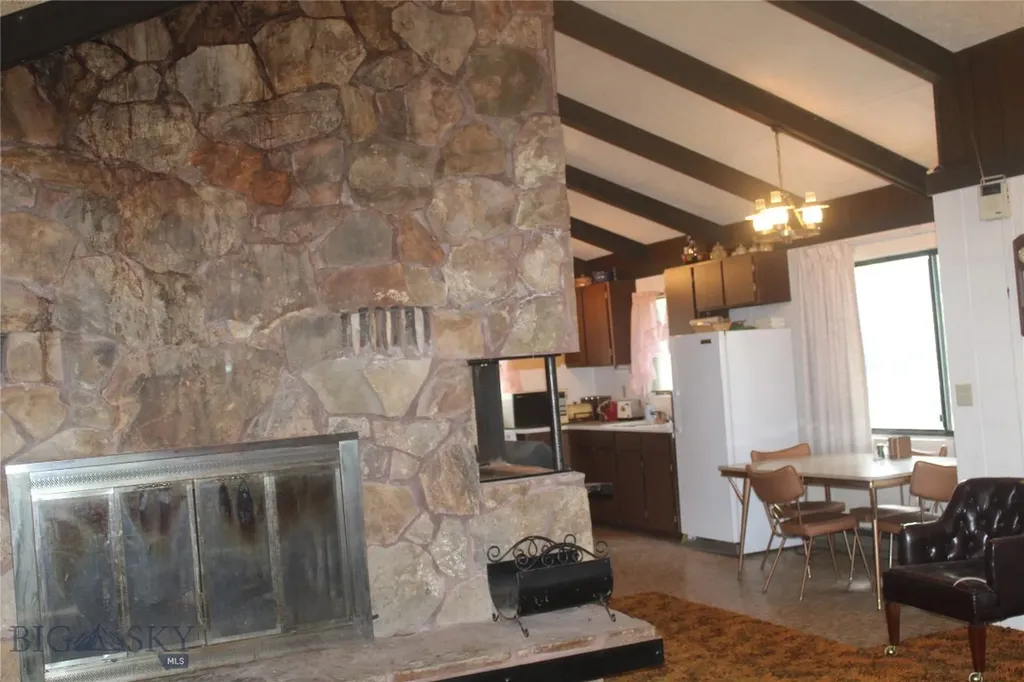 7 East Slope Road Cardwell MT 59721