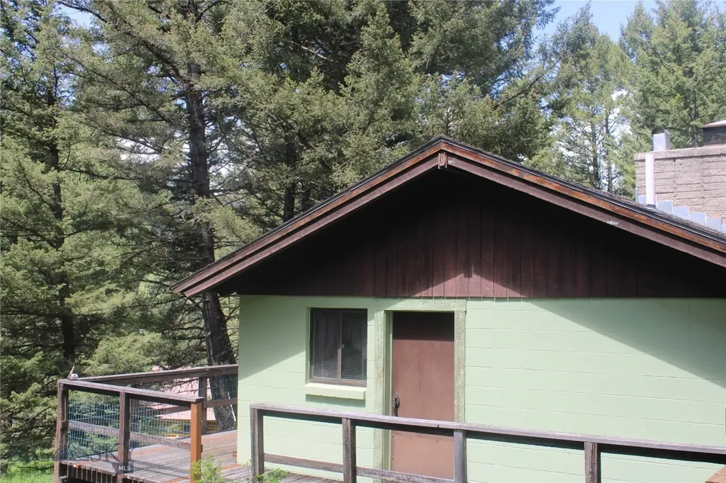 7 East Slope Road Cardwell MT 59721