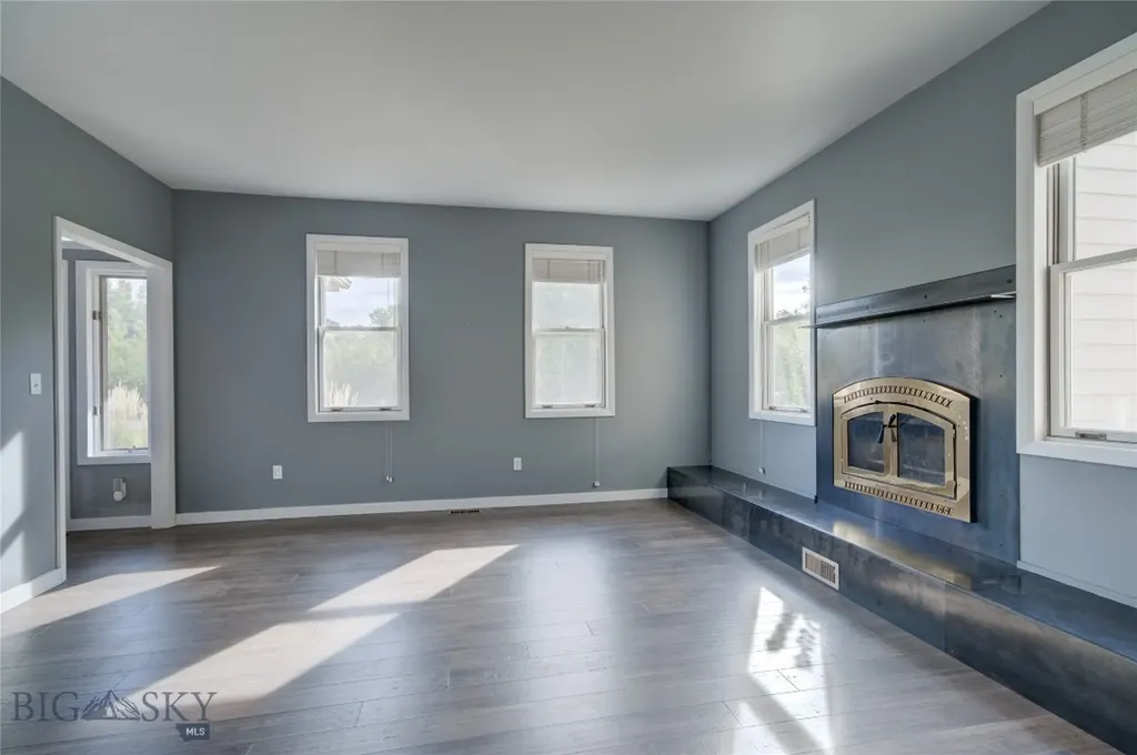 3697 Stony Brook Lane Bozeman MT 59715