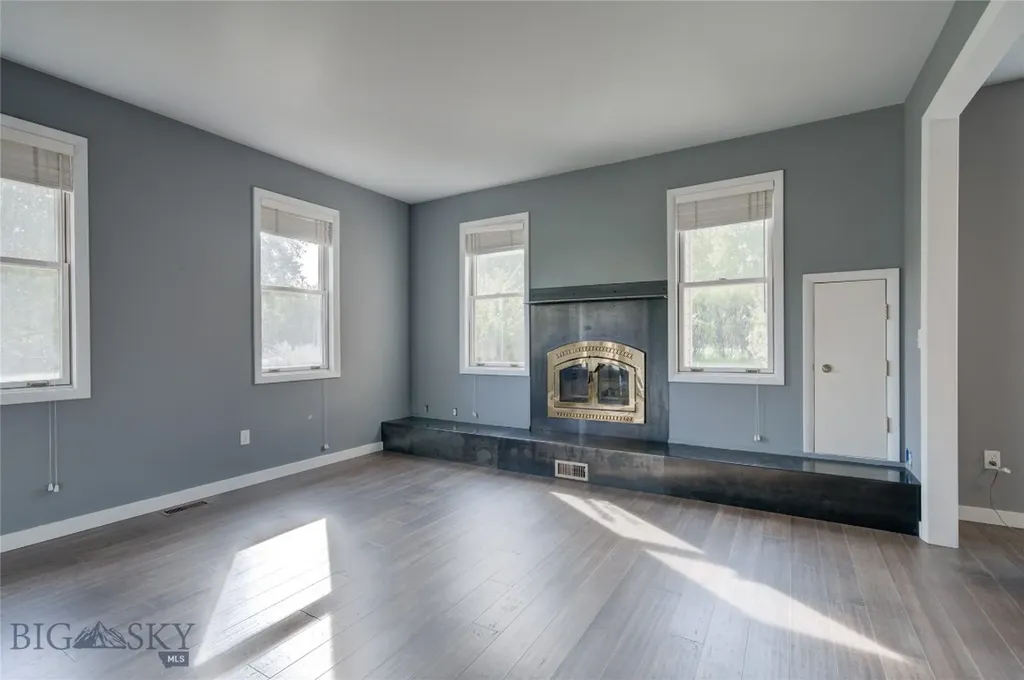3697 Stony Brook Lane Bozeman MT 59715