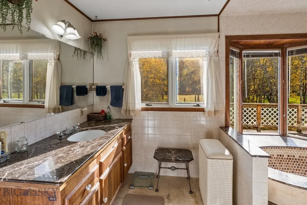 10384 Bridger Canyon Road Bozeman MT 59715