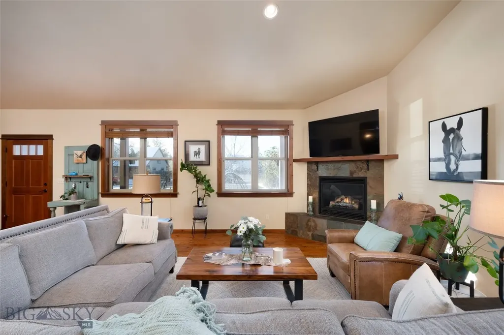 3273 Oliver Street Bozeman MT 59718