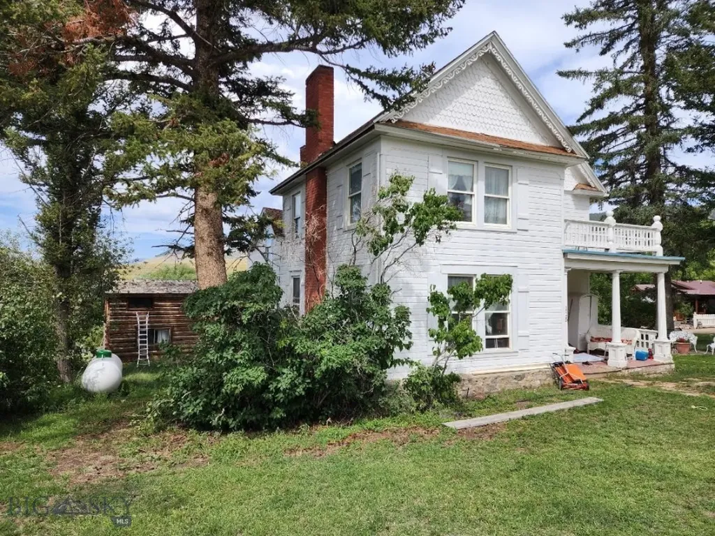 115 E Idaho Virginia City MT 59755