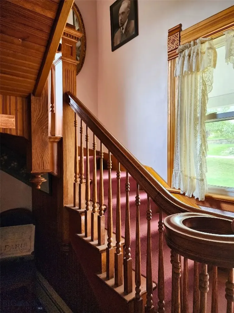 115 E Idaho Virginia City MT 59755