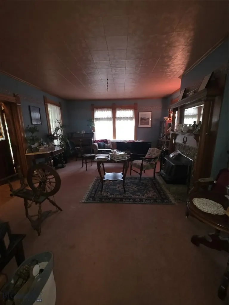 115 E Idaho Virginia City MT 59755