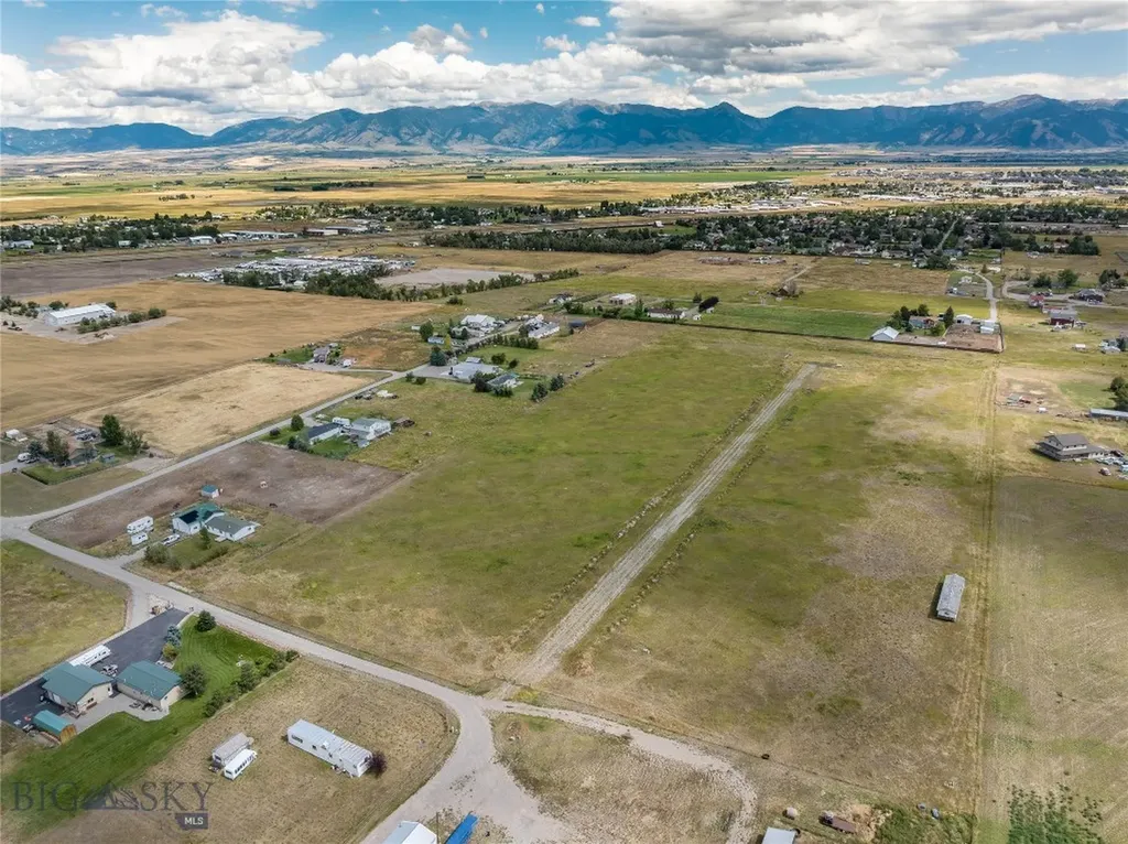 378 Emerald Lane Belgrade MT 59714