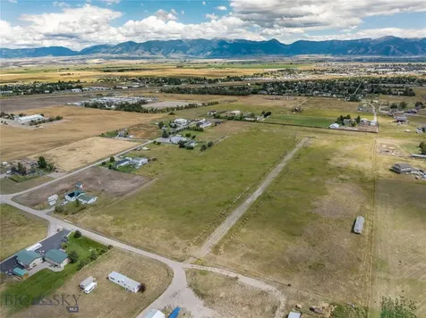 378 Emerald Lane Belgrade MT 59714