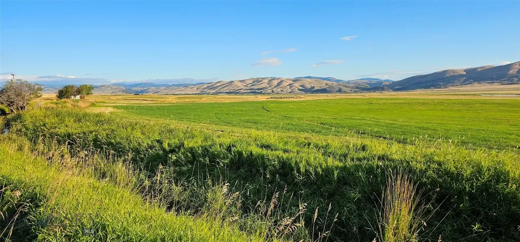 7872 Lincoln Road W Canyon Creek MT 59633