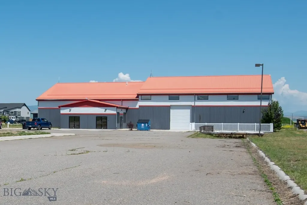 1172 Happy Lane Belgrade MT 59714