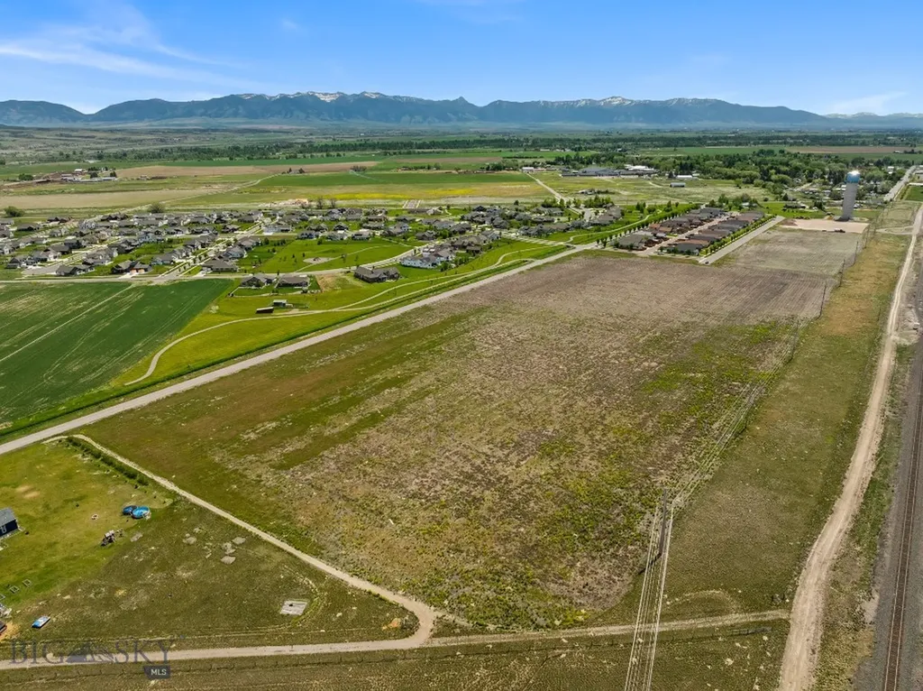 Tbd Farmall Lane Manhattan MT 59741