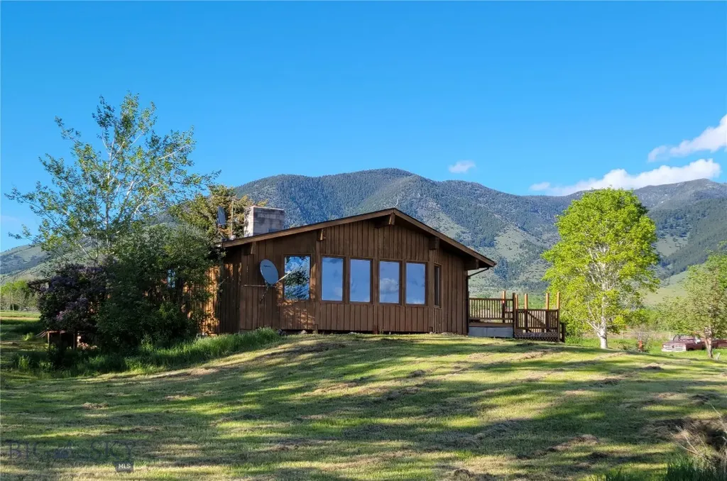 5825 Estate Belgrade MT 59714