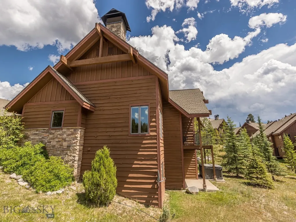 18 Heavy Runner Road Big Sky MT 59716