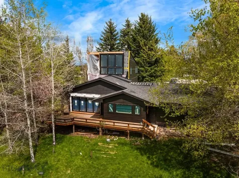 8454 Goldenstein Lane Bozeman MT 59715