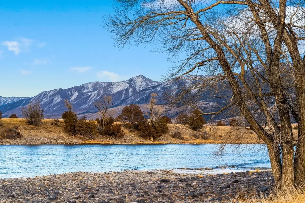 Tbd East River Road Livingston MT 59004