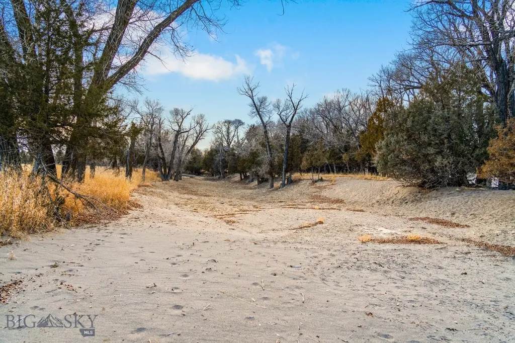 Tbd East River Road Livingston MT 59004