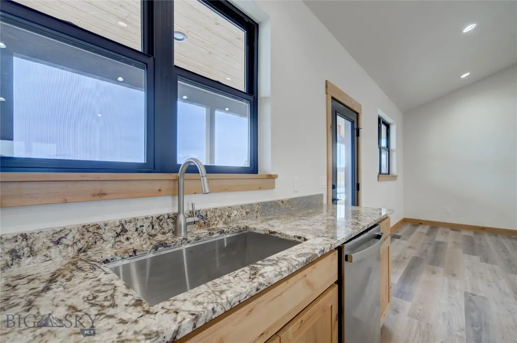811 Madison Avenue Ennis MT 59729
