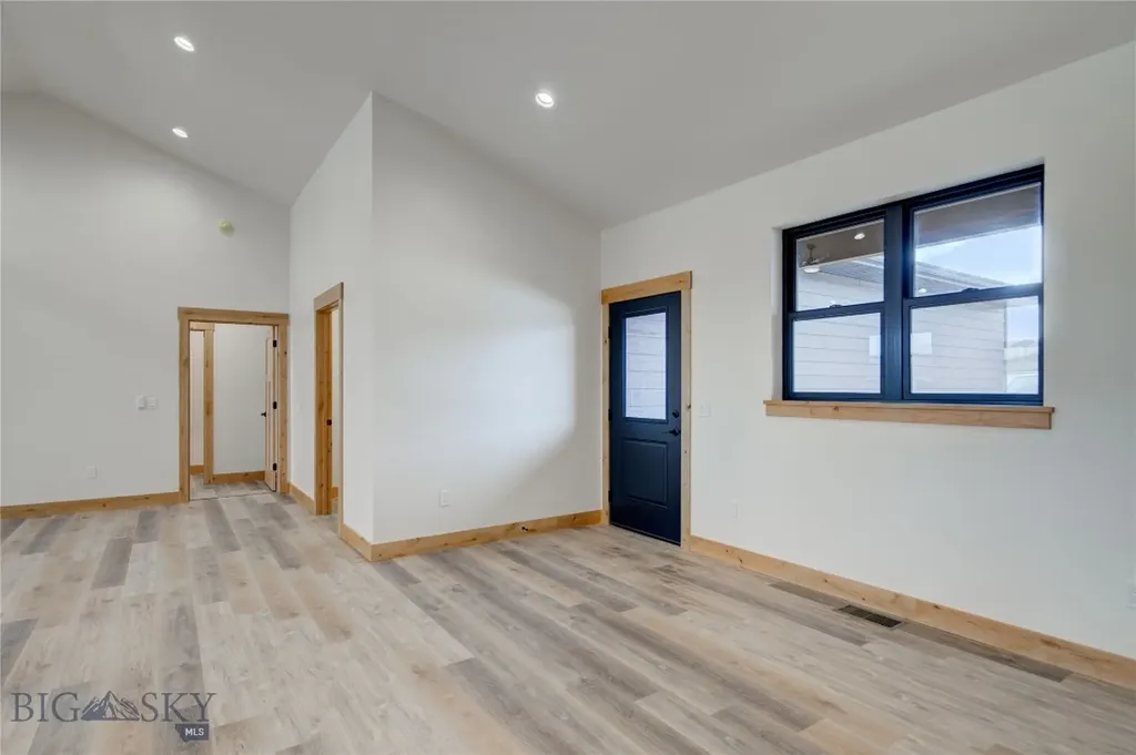 811 Madison Avenue Ennis MT 59729