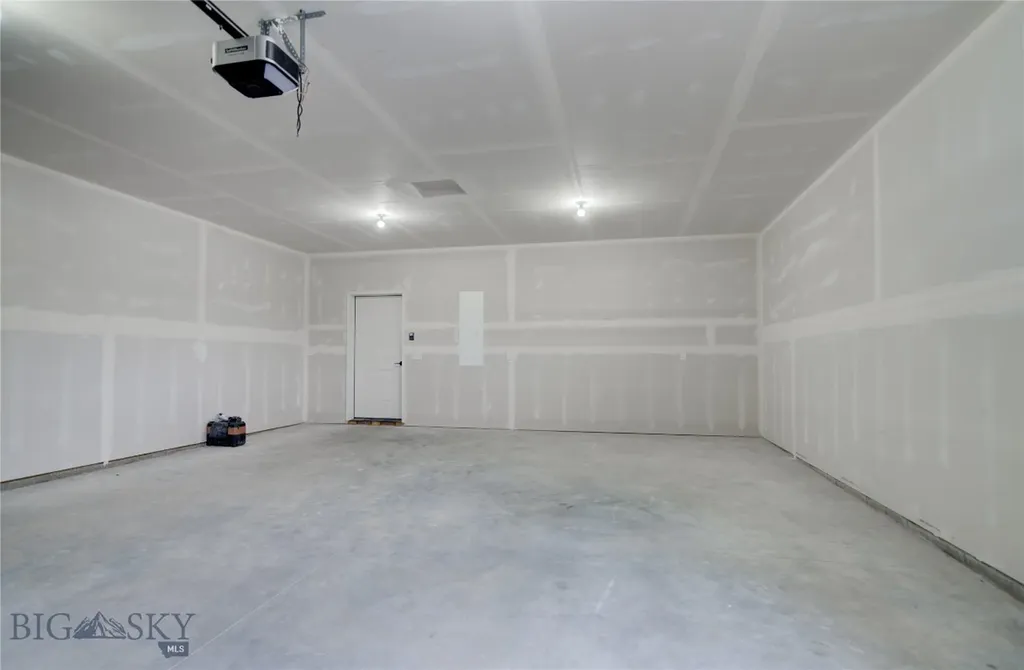 811 Madison Avenue Ennis MT 59729