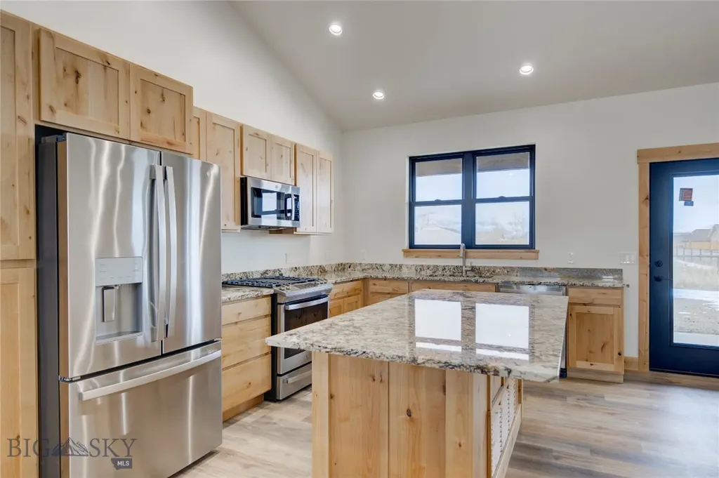 811 Madison Avenue Ennis MT 59729