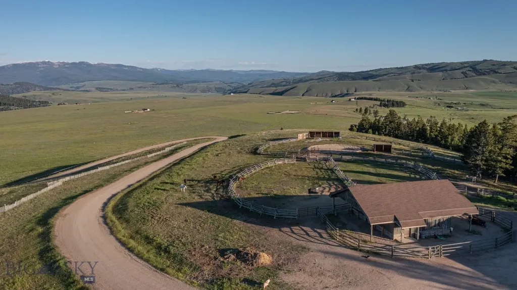 96 Kokopelli Lane Philipsburg MT 59858