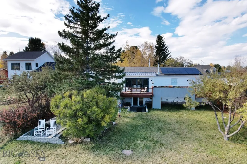 1328 Cherry Drive Bozeman MT 59715