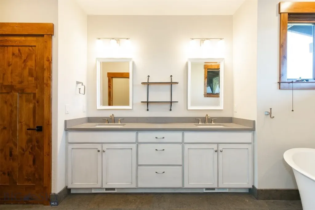 1089 Black Bull Trail Bozeman MT 59718