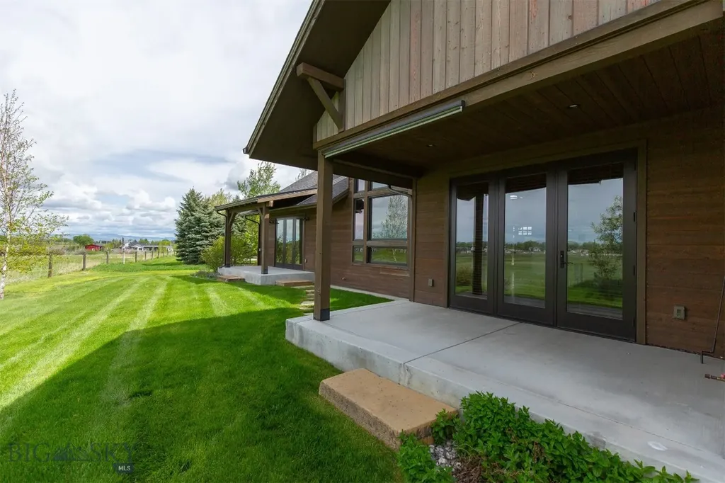 1089 Black Bull Trail Bozeman MT 59718