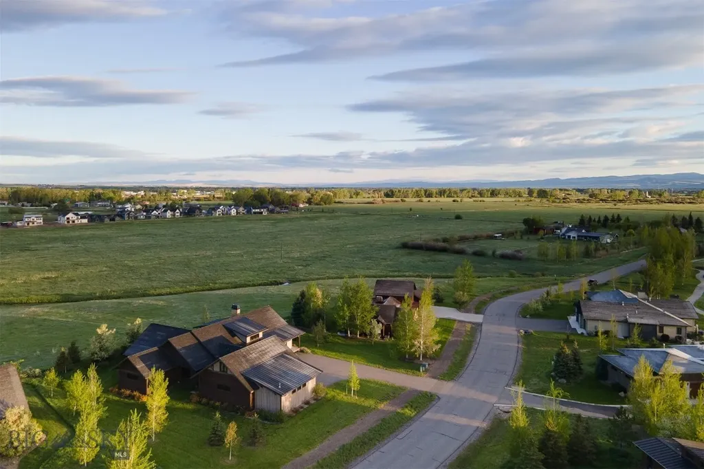 1089 Black Bull Trail Bozeman MT 59718