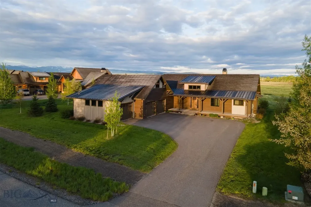 1089 Black Bull Trail Bozeman MT 59718